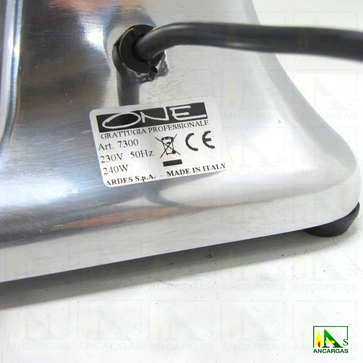 Rallador de queso semiprofesional 240W - Imagen Web de Ancargas ©