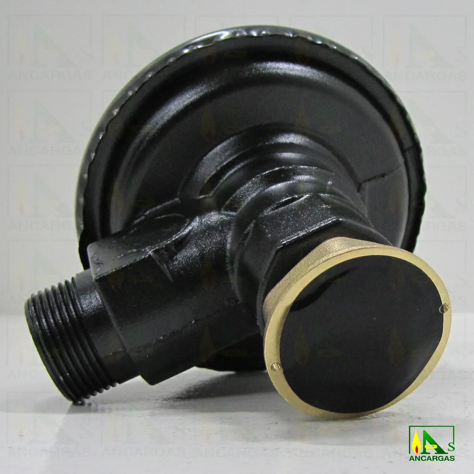 Regulador escuadra GN 20mbar – Imagen Web de Ancargas ©